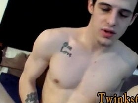 Young Asian emo twink's sticky and wet gay piss play
